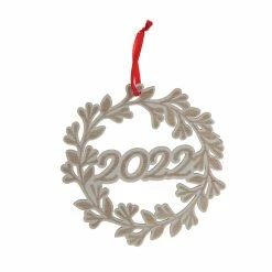 Deals 🌟 4" D.I.Y. Wood Burned 2022 Wreath Ornament by Make Market® 🎁 Christmas 😀