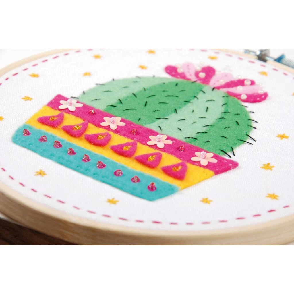 Best reviews of ๐ Vervaco 6" Round Cactus Felt Applique Kit โจ - Image 3